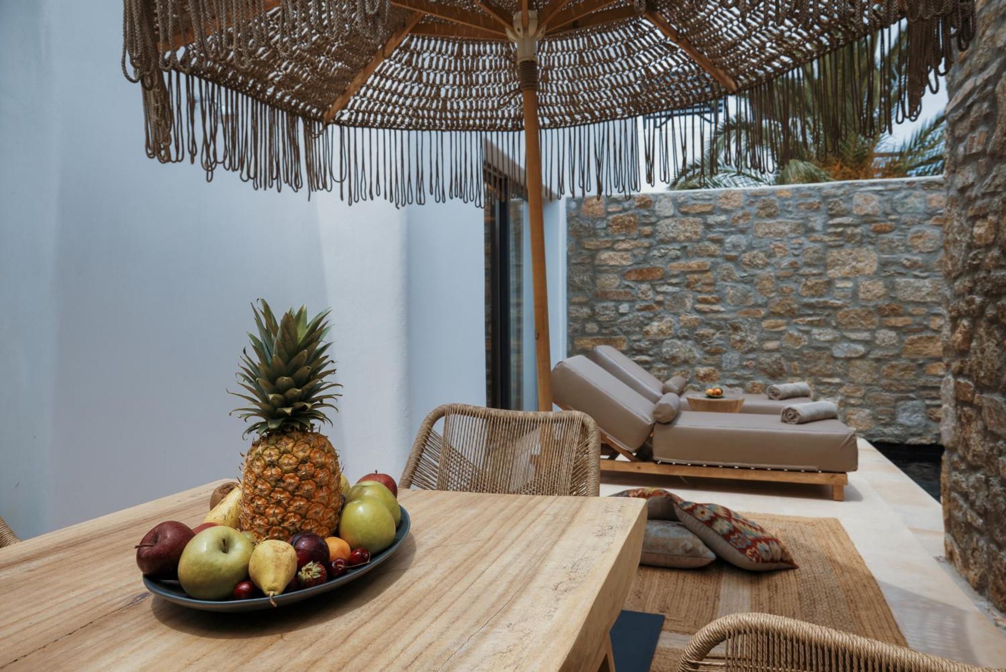 Asty Mykonos Hotel & Spa - World Of One Hotel Group Mykonos Town Bagian luar foto